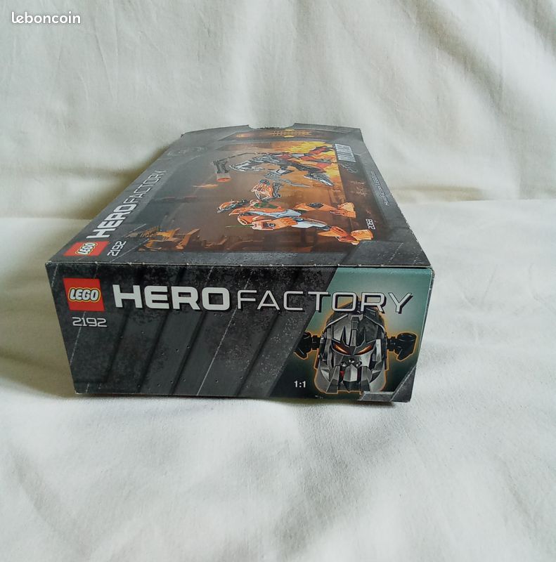 Lego Hero Factory Drilldozer  2192  - Neuf Boîte Abîmée à Beaulieu Isère 20010760