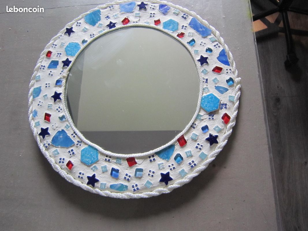 Miroir rond (fait main) Plâtre et Mosaïques ( diamètre 30cm ) (image 2)