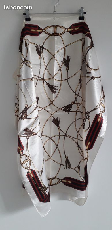 Foulards neuf (image 1)