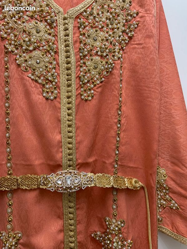 Caftans / Robes de soirées (image 6)