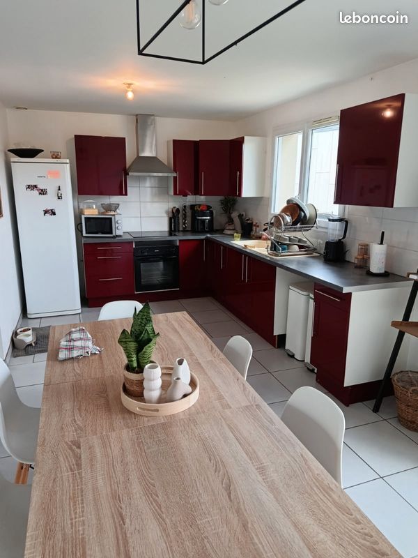Maison 3 pièces 76 m² · à Roches-Prémarie-Andillé · 76 m² · 725 €/mois