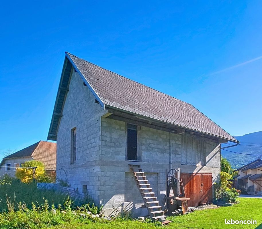 Maison 1 pièce 130 m² · à Cusy · 130 m² · 198 000 €
