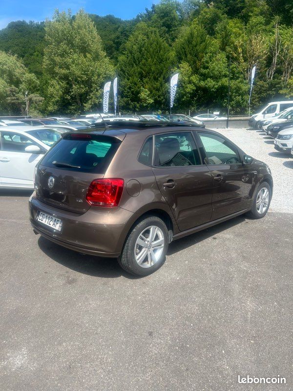Volkswagen polo 1.6tdi 90 DSG7 Serie Spéciale MATCH toit ouvrant Garantie 12 mois (image 3)