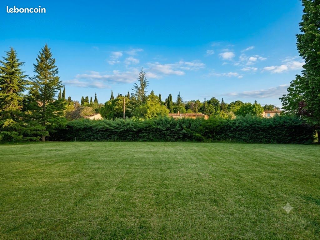 Terrain 850 m² Saint Michel L Observatoire · à Saint-Michel-l'Observatoire · 126 000 €