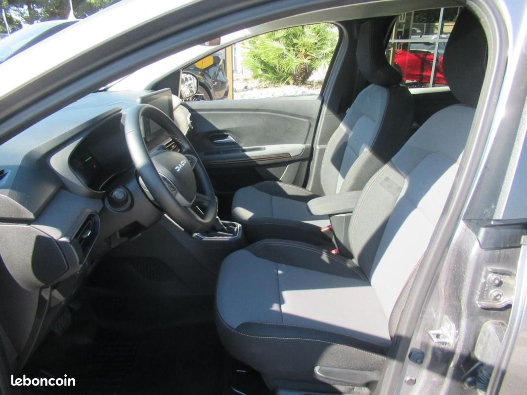 Dacia Jogger Hybrid 140 7 places GSR2 Extreme (image 14)