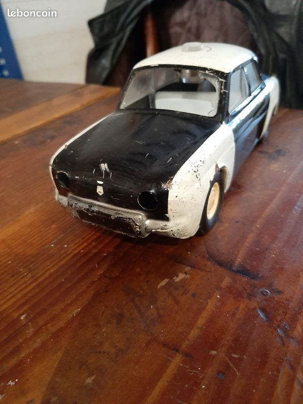 renault dauphine gris d'occasion - Recherche de voiture d'occasion - Le Parking