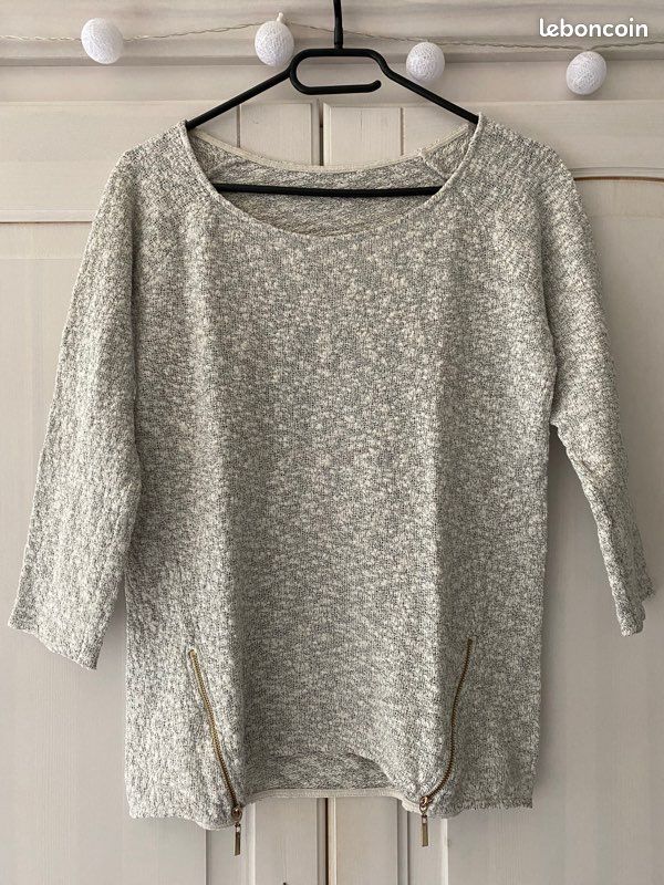 Haut gris manches 3/4 (image 1)
