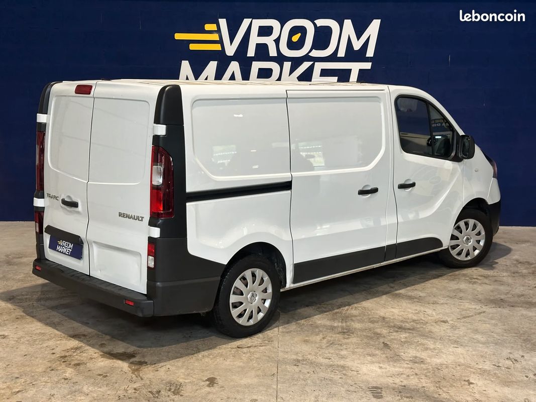 RENAULT Trafic Fg 1.6 D 125ch Grand Confort - 2018 - Bluetooth - Régulateur - Vitres surteintées (image 6)