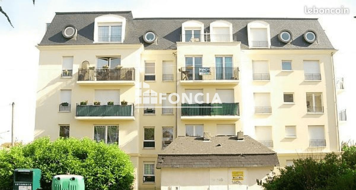 Appartement 3 pièces 54 m² · à Corbeil-Essonnes · 54 m² · 980 €/mois