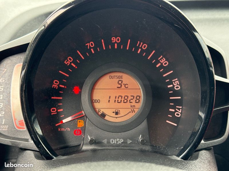 Citroen C1 AIRSCAPE VTI 68 FEEL EDITION 5P * 2015 * 110.000KM * 1ERE MAIN (image 26)