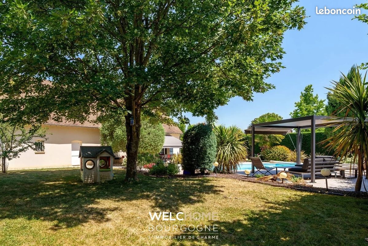 Maison 7 pièces 187 m² · à Givry · 187 m² · 570 000 €