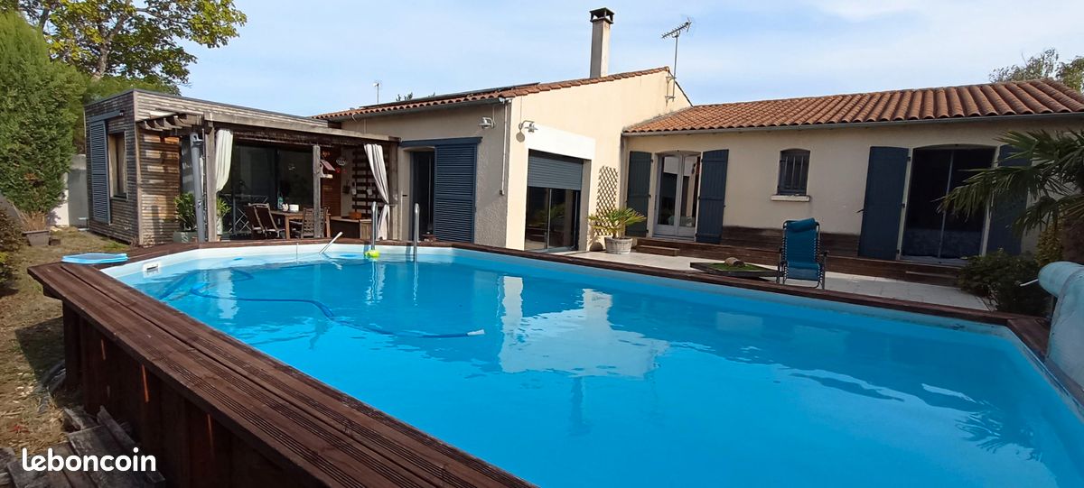 Maison 6 pièces 170 m² · à Salles-sur-Mer · 170 m² · 610 000 €