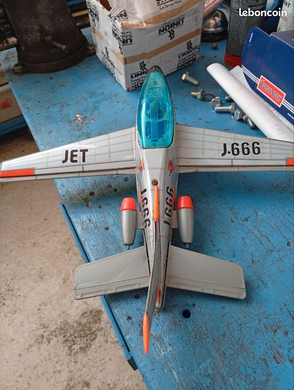 Avion jet joustra (image 3)