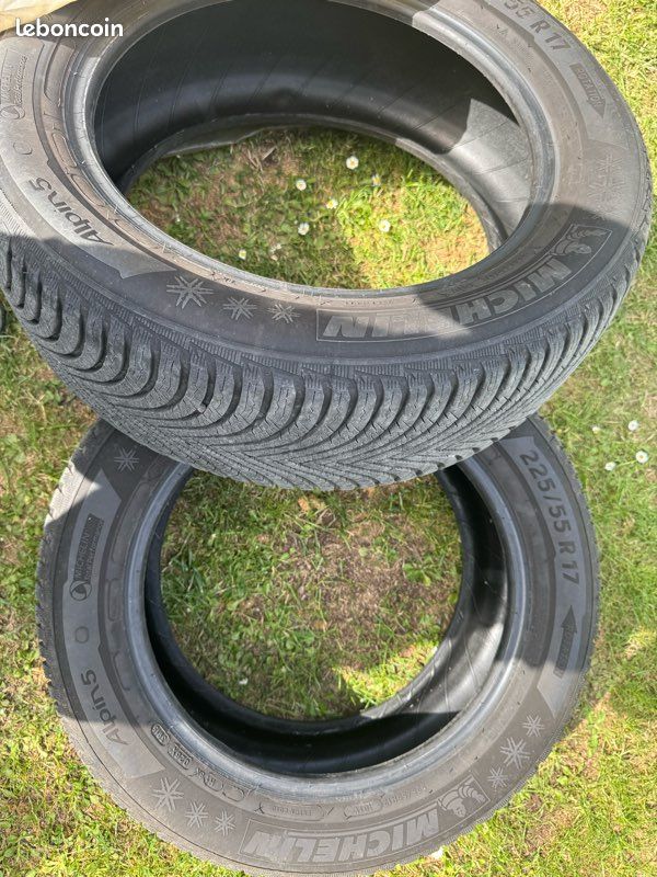2 Pneus Michelin Alpin 225/55/17 (image 1)