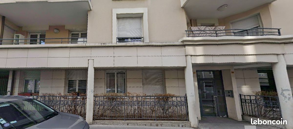 Appartement 3 pièces 63 m² · à Saint-Étienne · 63 m² · 554 €