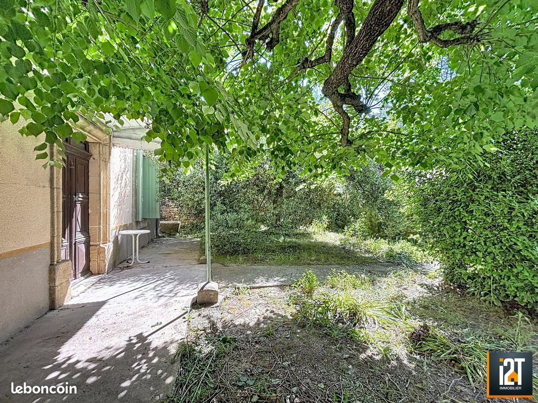 Maison 5 pièces 155 m² · à La Calmette · 155 m² · 241 500 €