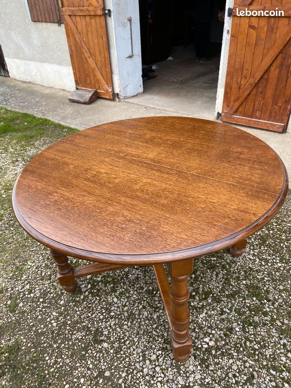 Table en bois avec rallonge (image 1)