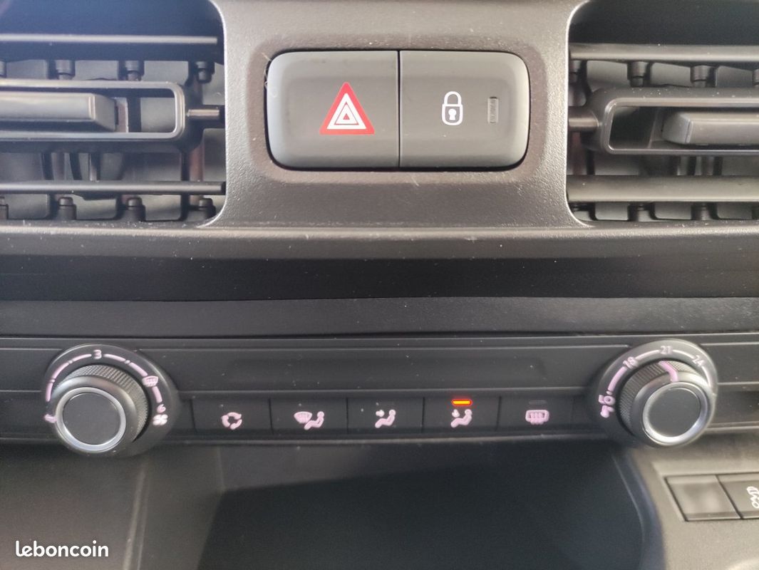 Peugeot Partner (3) BLUEHDI 100 LONG Cabine App (image 12)
