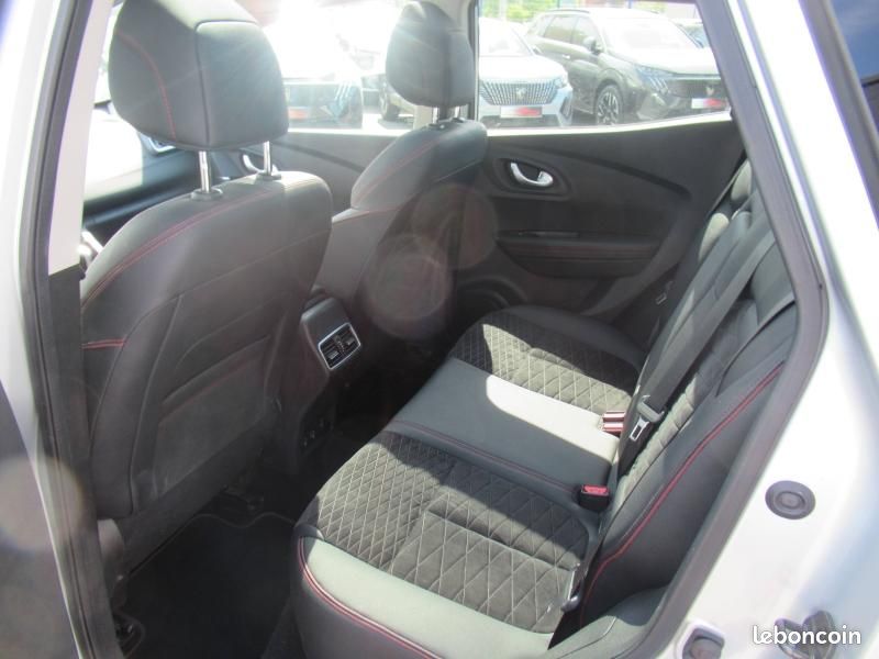 Renault Kadjar 1.3 TCe 140ch FAP Black Edition SL EDC (image 11)
