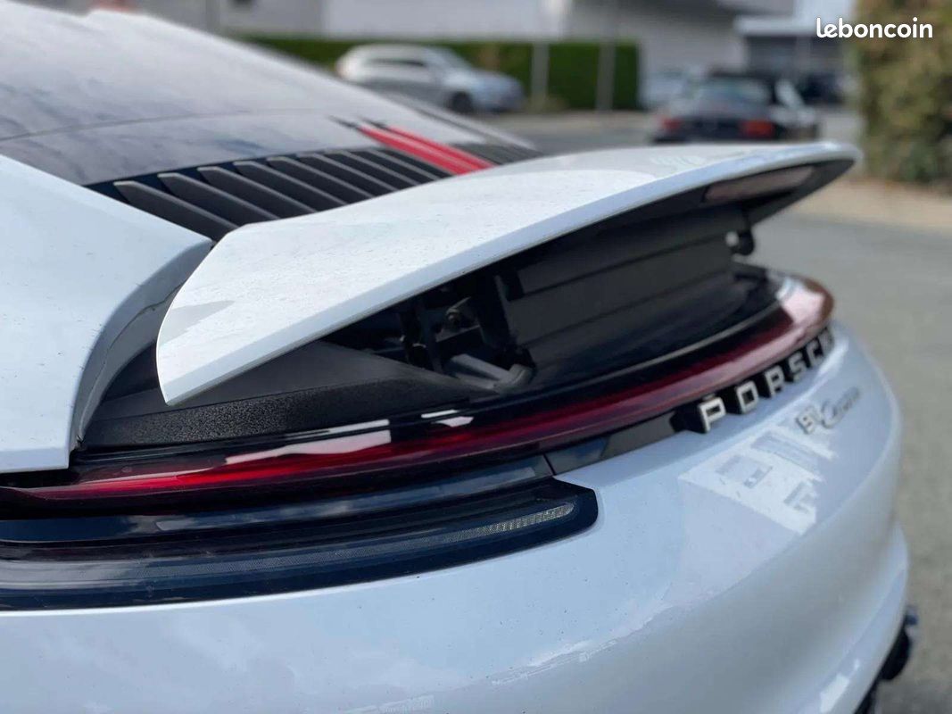 Porsche 911 992 Carrera 3.0 385 ch PDK * Sport Chrono * Échappement Sport * Bose * Toit Ouvrant (image 13)