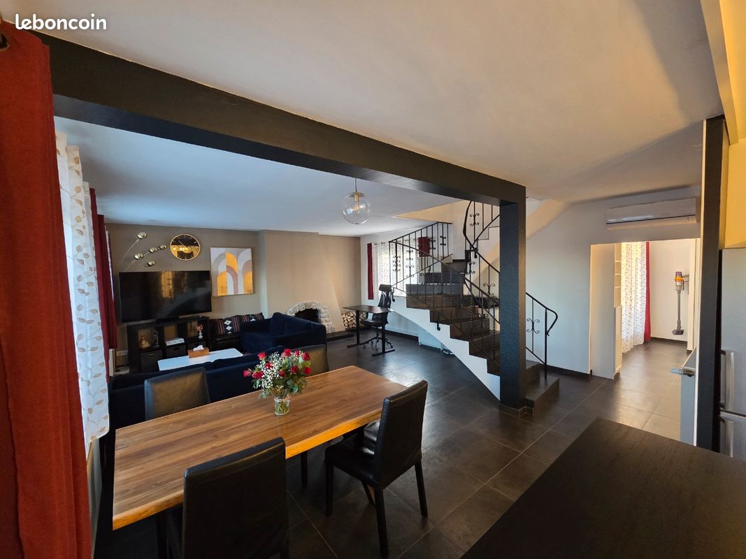 Appartement 5 pièces 125 m² · à Saintes · 125 m² · 265 000 €