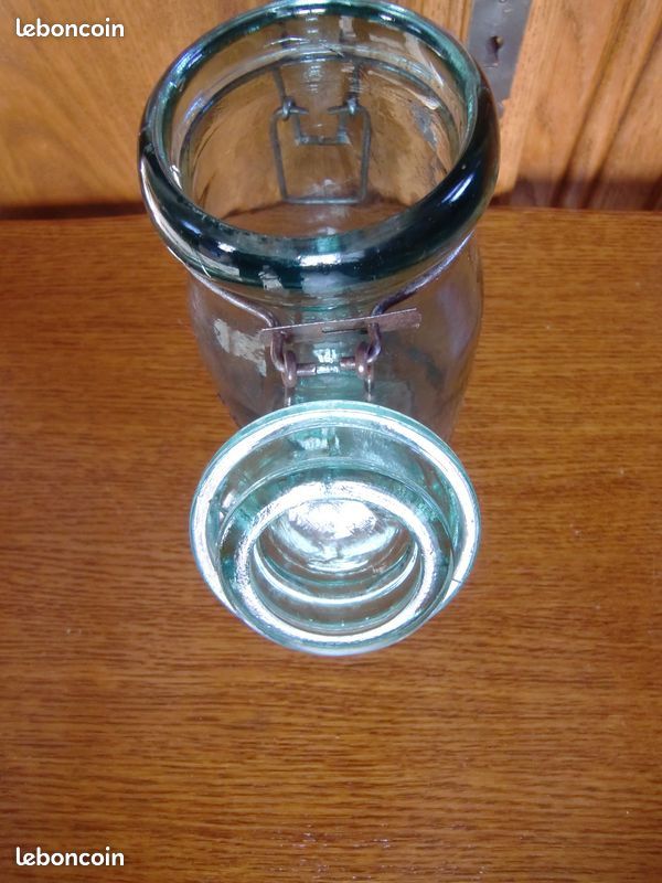 Grand bocal ancien forme bouteille en verre Chardon La Lorraine 1,5 L