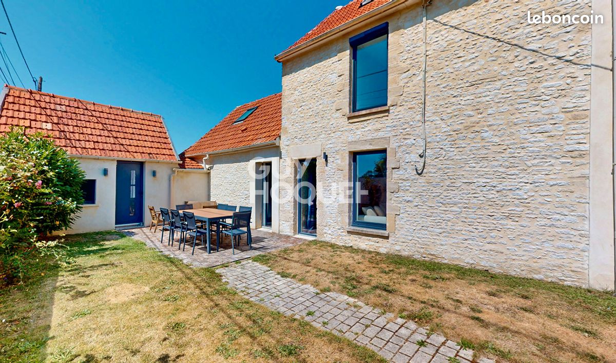 Maison 4 pièces 101 m² · à Creully sur Seulles · 101 m² · 299 900 €