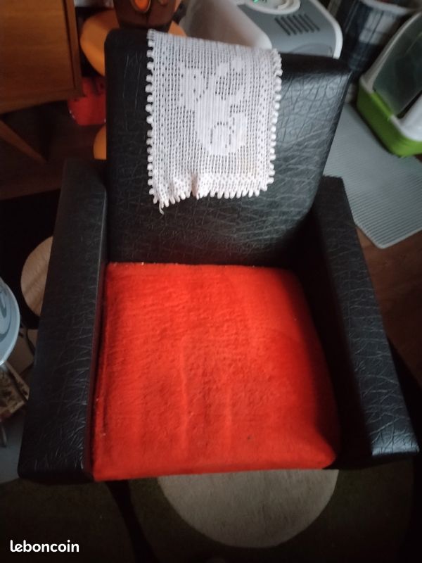 Petits fauteuils vintage avec moumoute (image 11)