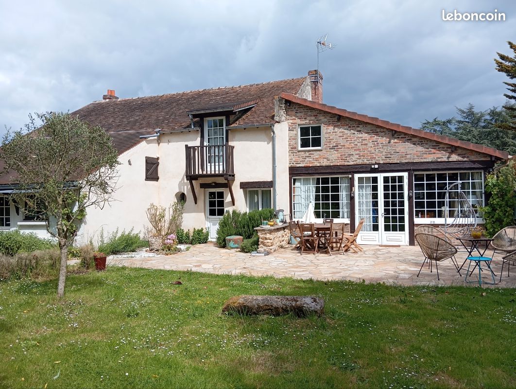 Maison 11 pièces 280 m² · à Chevreuse · 280 m² · 890 000 €