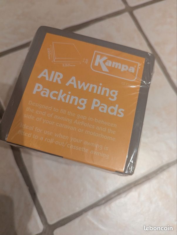 Pads de protection camping car
Plusieurs en ma possession.
Je viens d'acheter un gros lot de matériel de caravaning poignée, robinet, les, tv 12 volts etc...
Marque domotic, trauma, fiamma etc... (image 3)