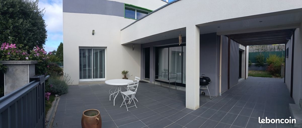 Maison 6 pièces 136 m² · à Liffré · 136 m² · 399 900 €