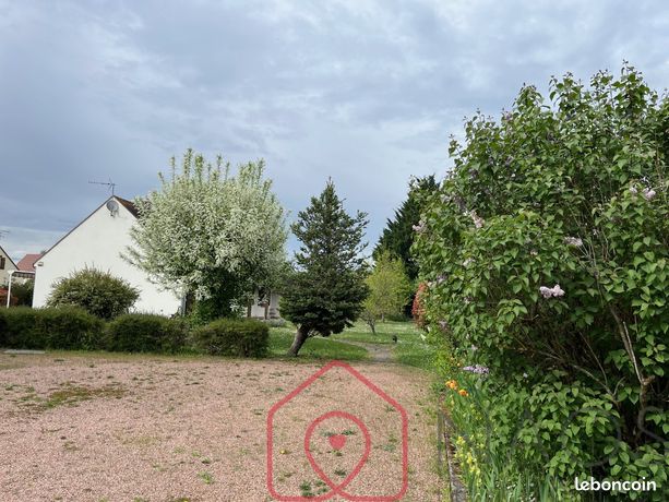 https://img.leboncoin.fr/api/v1/lbcpb1/images/92/69/98/92699847d6b6b831b611f9ce4041a2cb9d31b040.jpg?rule=ad-image