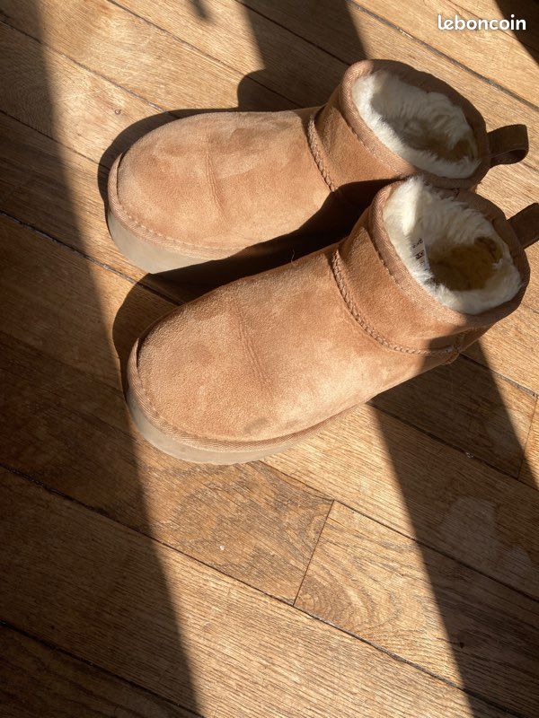 UGG Classic Ultra mini basses plateforme (image 5)