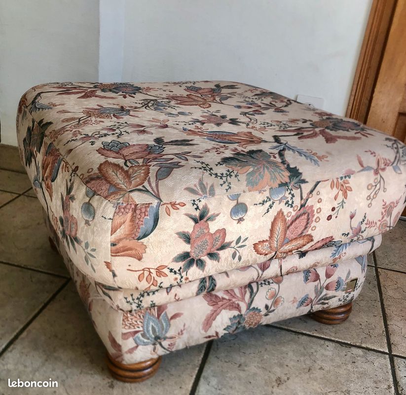 Pouf tissus fleuri (image 1)