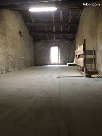 GRANGE 160 m2 Beau volume