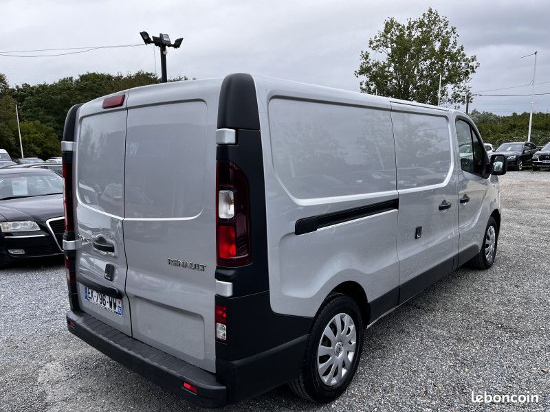 Renault TRAFIC III FG L2H1 1200 1.6 DCI 145CH ENERGY CONFORT EURO6 (image 4)