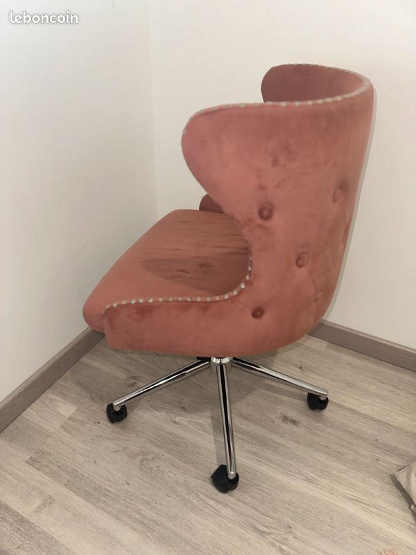 Chaise de bureau rose (image 1)