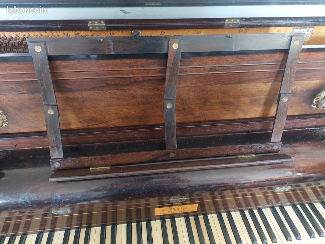 Piano (image 4)