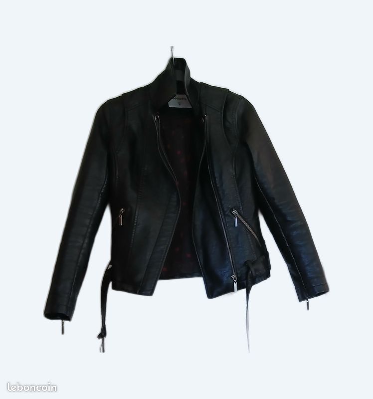 Blouson Perfecto biker Taille XS simili cuir noir Marque BONOBO