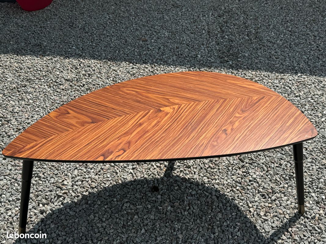 Table basse IKEA (image 1)
