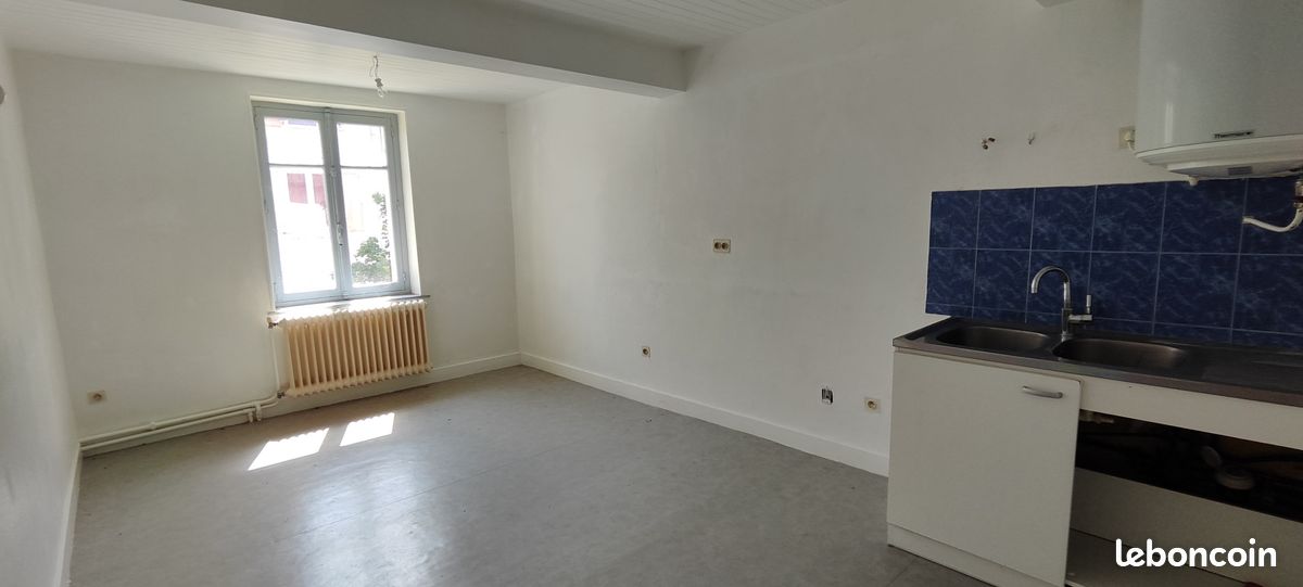 Appartement 3 pièces 58 m² · à Sainte-Foy-l'Argentière · 58 m² · 79 000 €