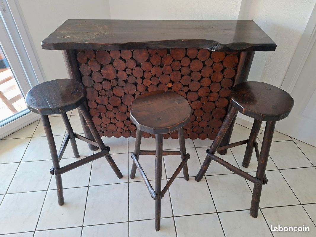 Bar Vintage en rondins d'Orme massif avec ses 3 tabourets (image 1)
