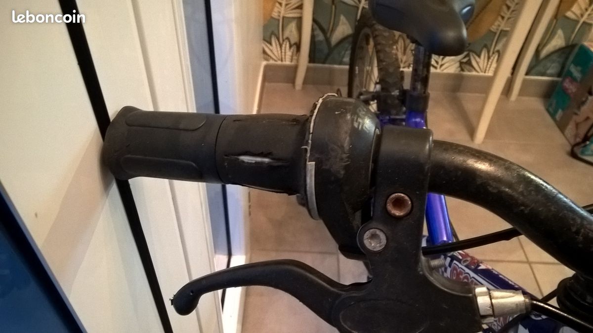 Vélo racing boy 320 décathlon - 6 9 ans (image 2)