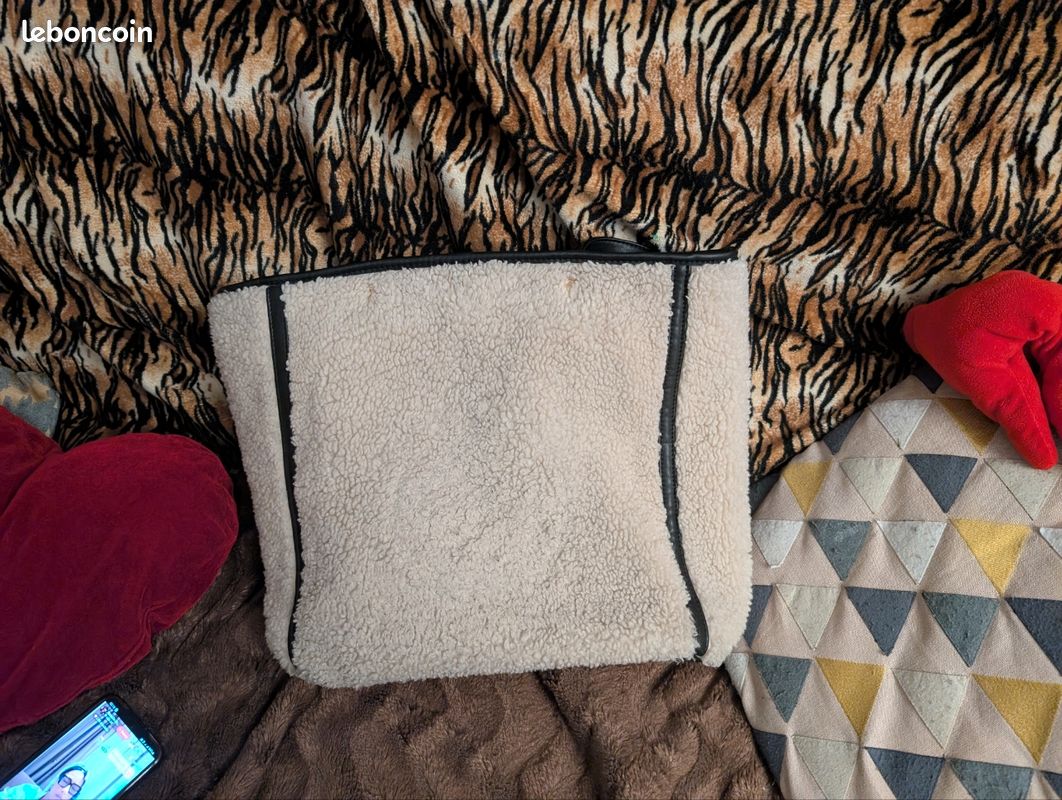 Sac a main mouton (image 1)