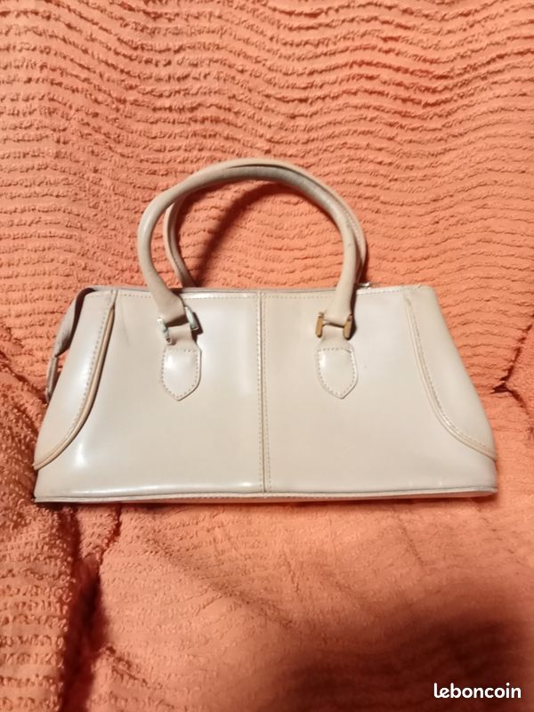 Petit sac à main cuir vintage femme maroquinerie artisanale