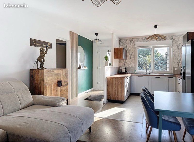 Appartement 4 pièces 82 m² · à Eyguières · 82 m² · 258 000 €