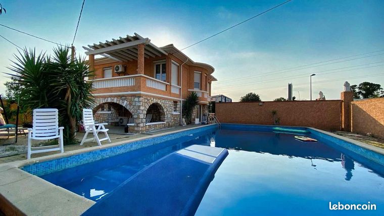 Propriété 6 pièces 140 m²