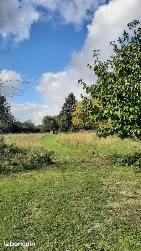 THIEULLOY L'ABBAYE 80640 BAISSE DE PRIX --VILLAGE CONVIVIAL-TERRAIN A BATIR-1892m2-RUE CALME-SANS TRAFIC IMPORTANT-19 ML FACA
