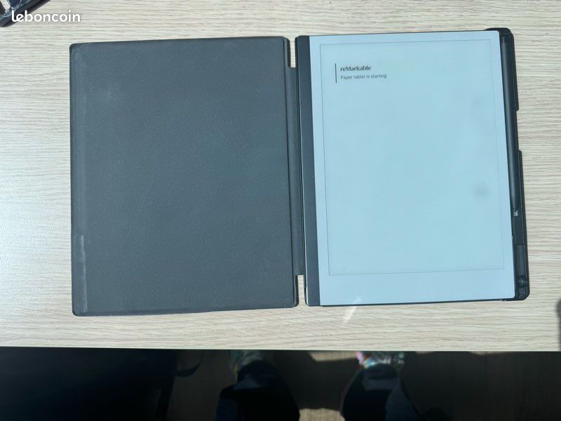 Tablette reMarkable 2 avec Marker et housse - Garantie 6 mois (image 2)