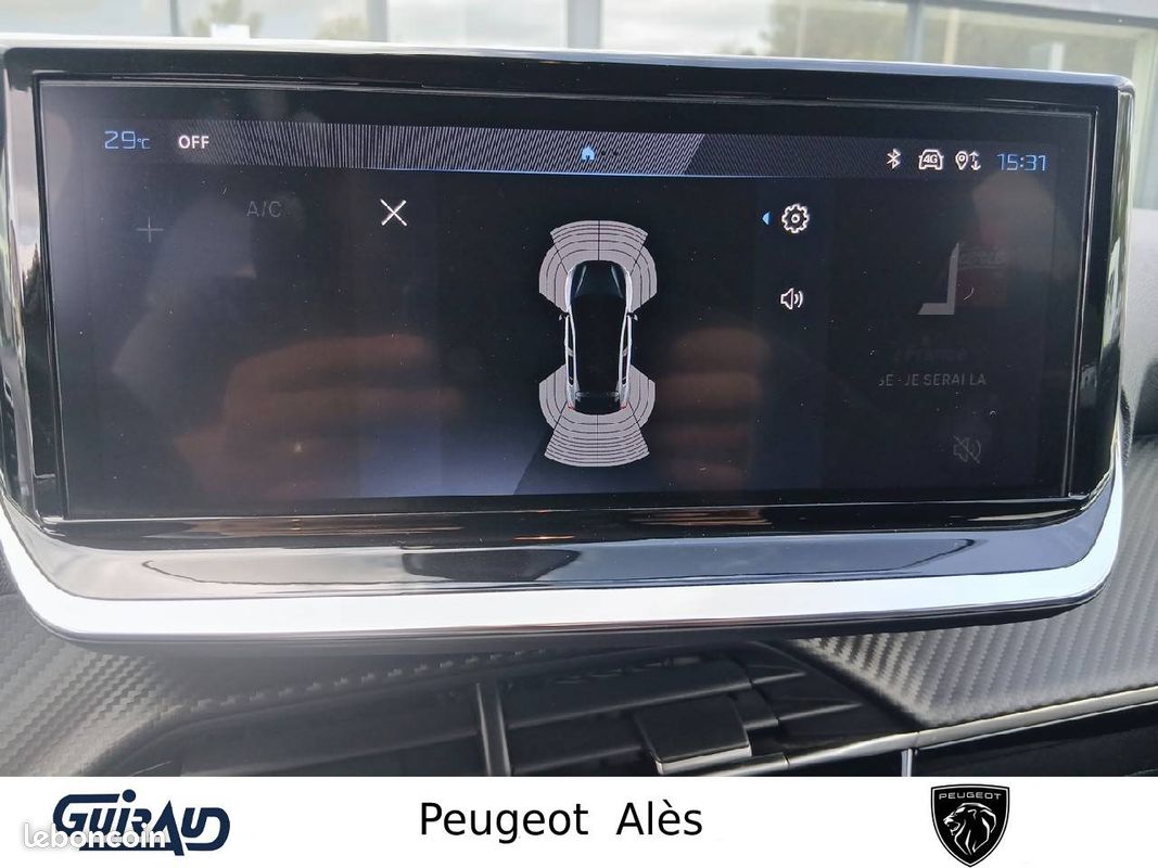 PEUGEOT 208 PureTech 100 S&S BVM6 Allure (image 21)